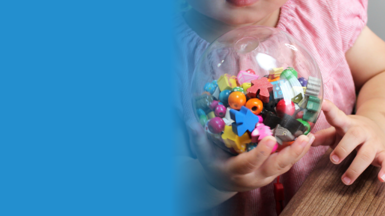 しゃかしゃかみっけ ブルーカード（縦型）